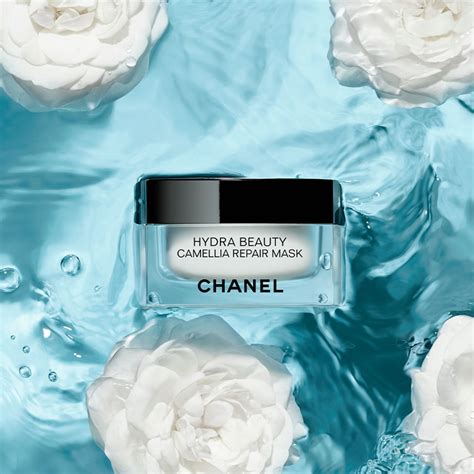 Review: The CHANEL Hydra Beauty Camellia Repair Mask Is 